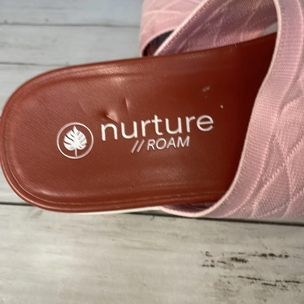 Nurture Roam Willow Knit Flatform Pink Slip-On Sandals.